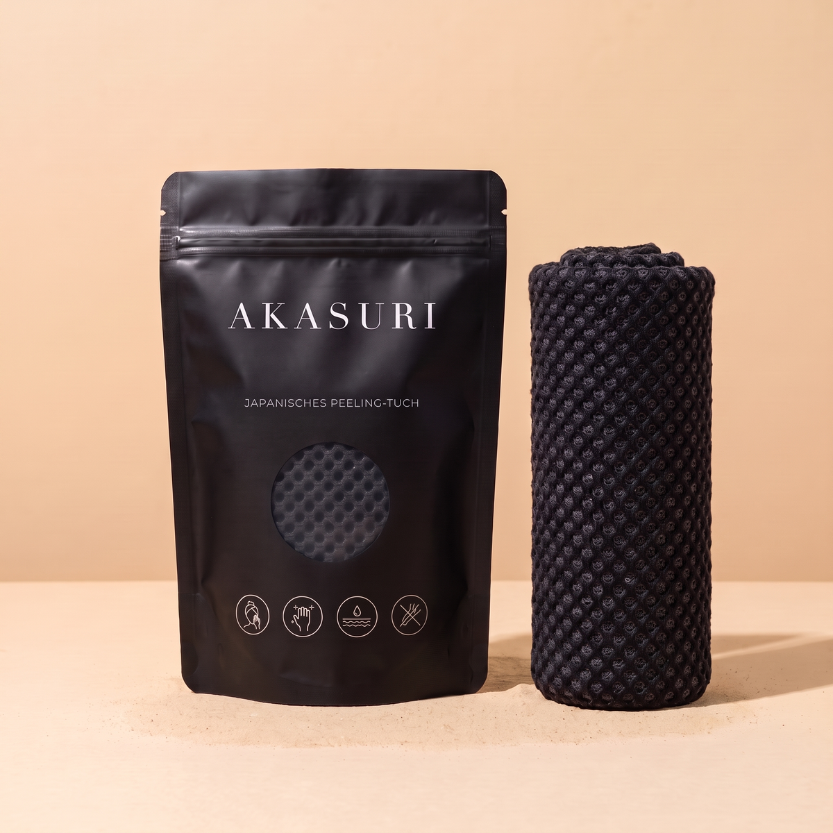 Akasuri Peeling-Tuch in Schwarz mit Verpackung